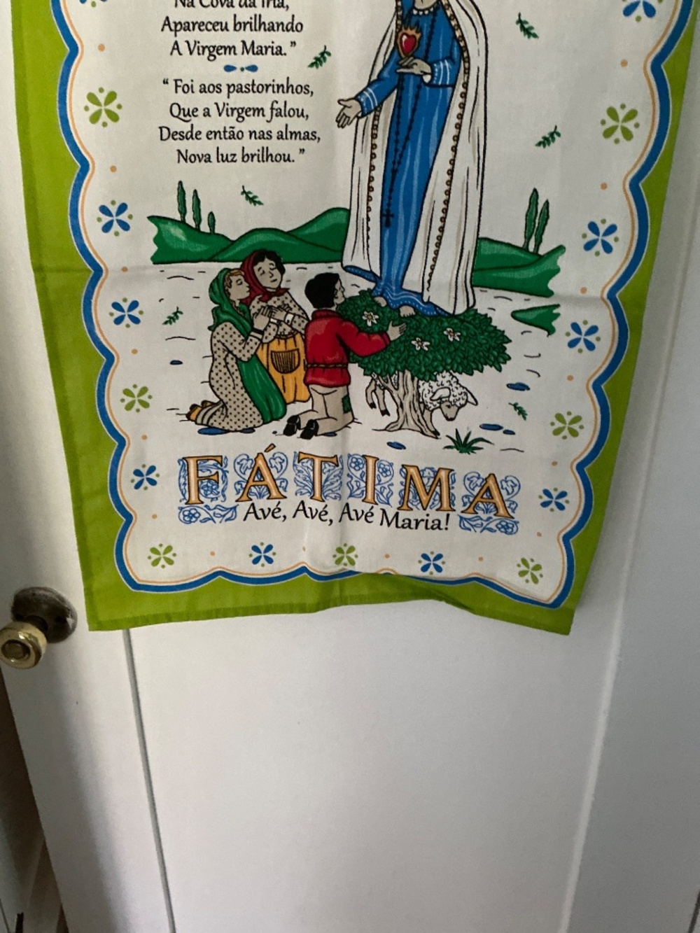Vintage Our Lady of Fátima Linen Tea Towel | Portuguese Religious Wall Hanging | - Picture 3 of 3